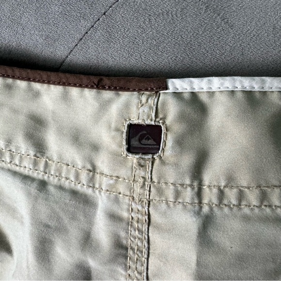Quiksilver short pants Size 33 - Picture 5 of 5